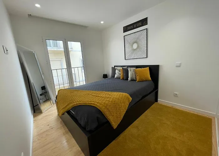 Lux Life Apartament *